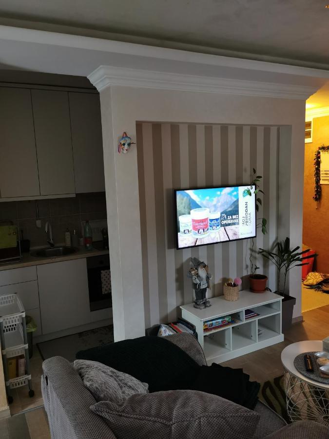 Lux Apartman Lena Belgrado Exterior foto