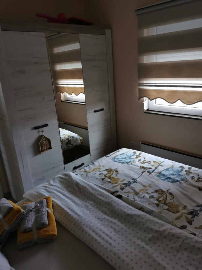 Lux Apartman Lena Belgrado Exterior foto